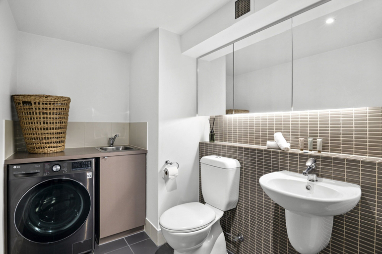 Bathroom 3, CBD apartments, Melbourne