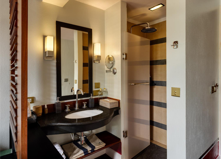 Bathroom 5, The Belle Rive Boutique Hotel, Chomphet