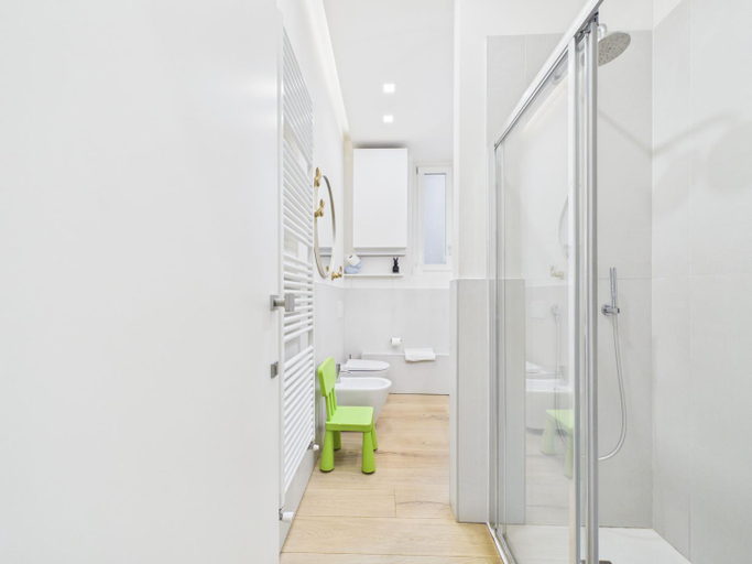 Bathroom 3, Casa Diaz, Verona
