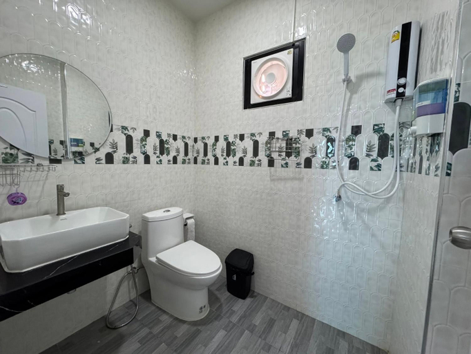 Bathroom, U-Kham Home View At Sirindhorn, Phibun Mangsahan