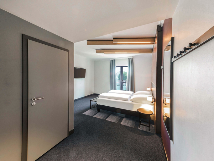 Bedroom 4, B&B HOTEL Gotha-Hbf, Gotha