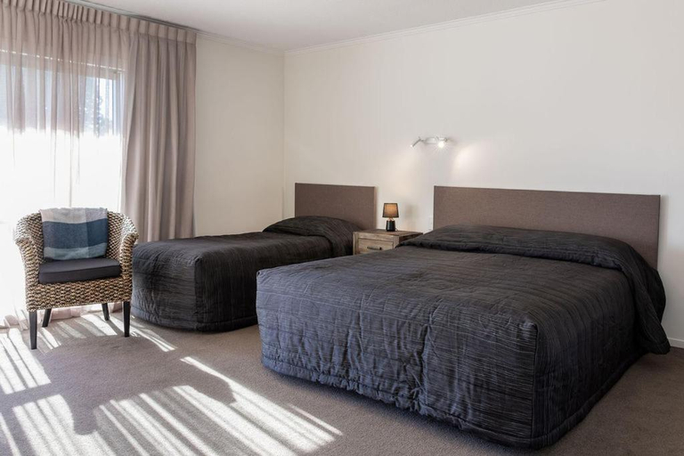 Bedroom 2, Mount Hutt Motels, Ashburton