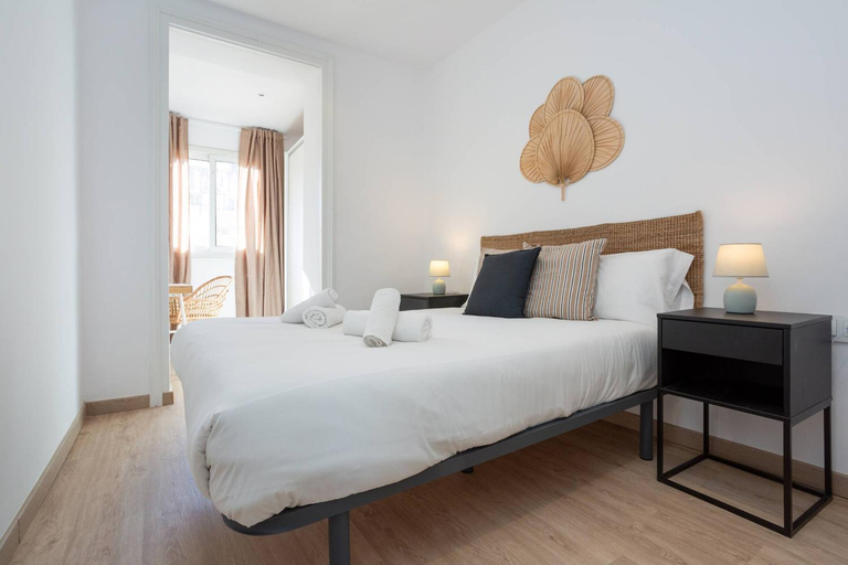 Bedroom 2, 11CRC1037 Newly decorated Flat near Sants Station, Barcelona
