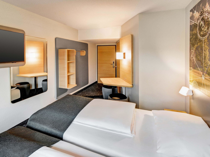 Bedroom 4, B&B Hotel Kassel-Industriepark, Kassel