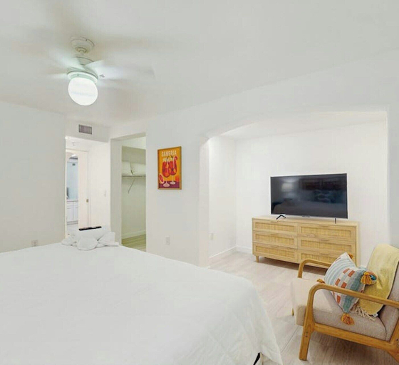 Bedroom 4, Sunrise Garden Resort, Manatee