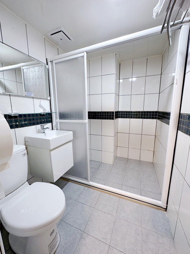 Bathroom 5, MENG JING HOTEL, Taoyuan