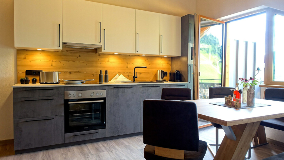 Private kitchen 5, Panoramic View Apartment Kaunergrat, Landeck