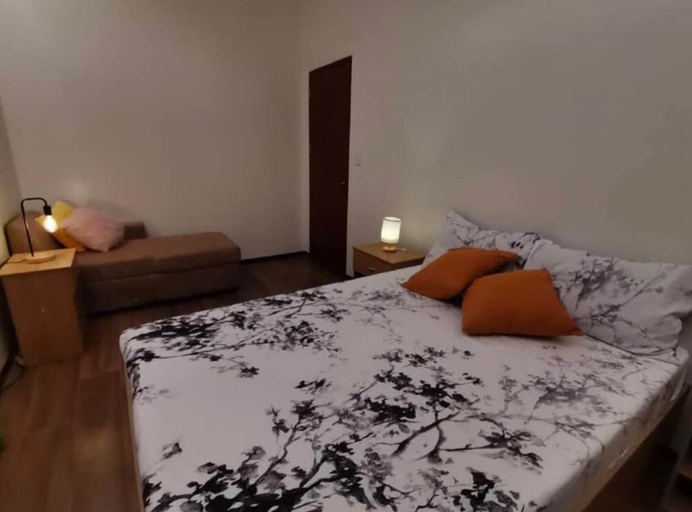Room 5, Cozy 3BR Home in Quezon City, Quezon City