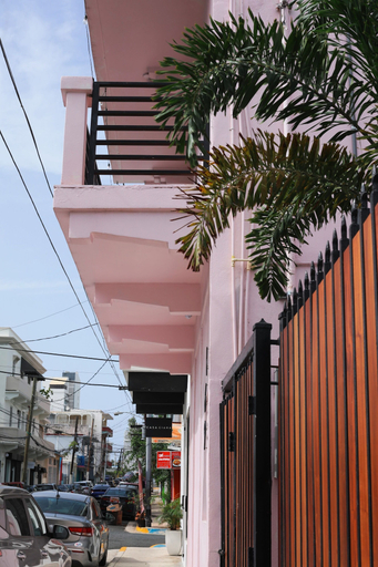 Exterior & Views 2, Room 11: Balcony Bliss in Creative Santurce