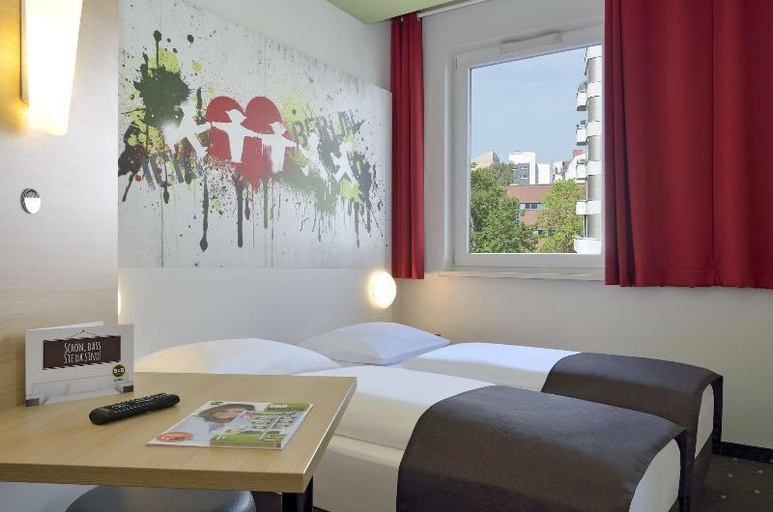Bedroom 2, B&B Hotel Berlin Potsdamer Platz, Berlin