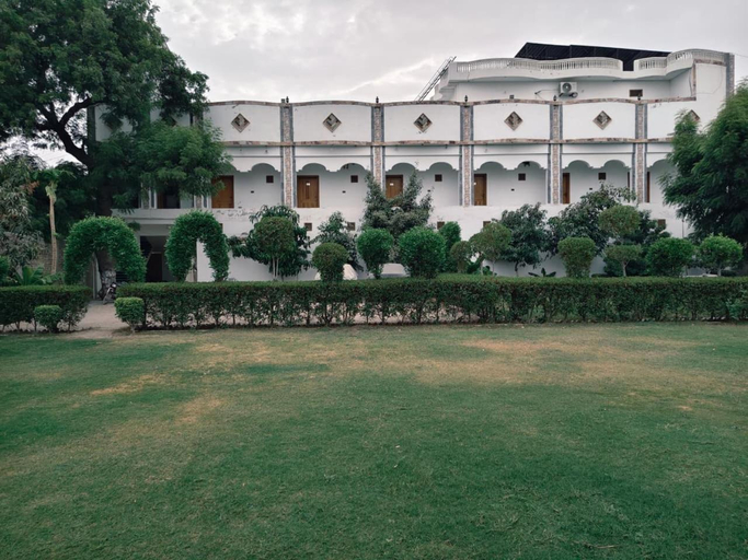 Others 5, Mustafa Guest House Umerkot, Mirpur Khas