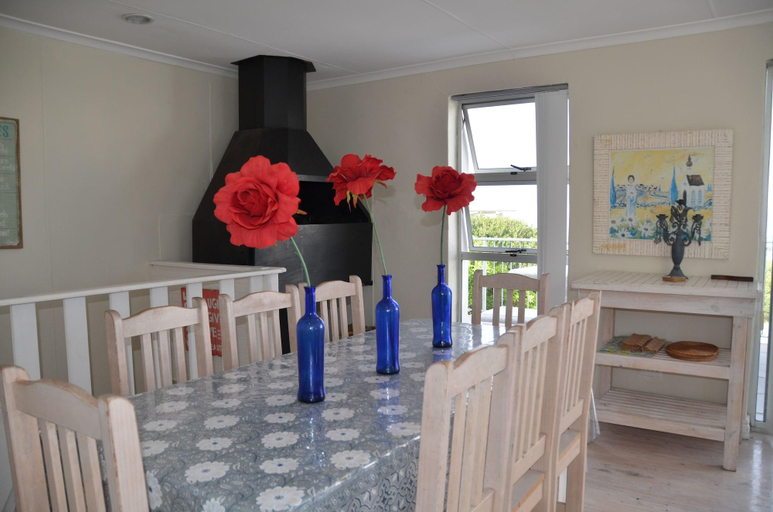 Public Area, Hermanus Beach Cottage 1, Overberg