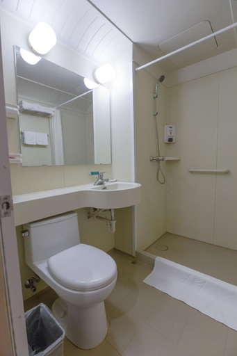 Bathroom 4, Jinjiang Inn Shanghai Changzhong Road Branch, Shanghai