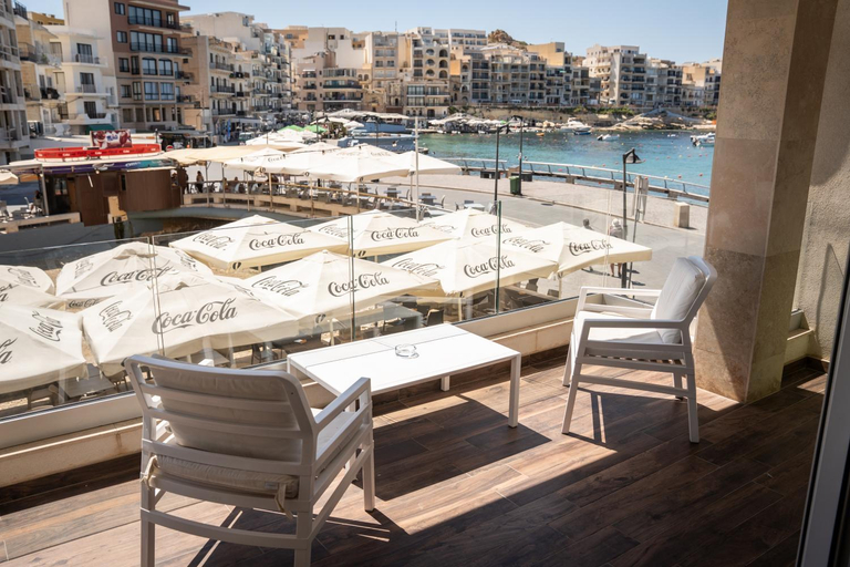 Food & Drinks 2, Electra Residence - Luxury Central Beachview Apartment
