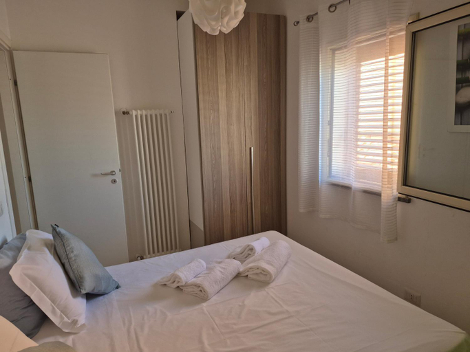 Bedroom 3, Vanni House 68, Palermo