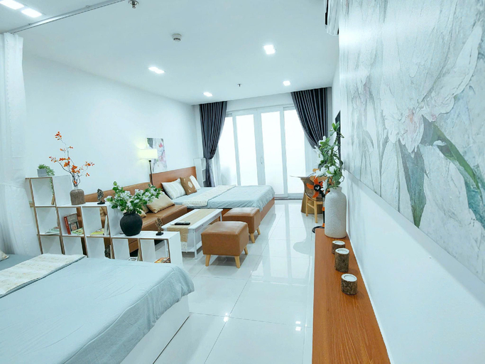 Bedroom 2, Căn hộ gần sân bay Sky Center, Tân Bình