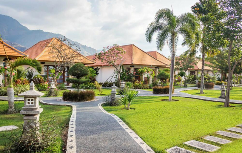Others 5, One Bedroom Deluxe Premium Bungalow, Buleleng