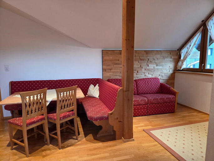 Primary image, Holiday Apartment in an Alpine Setting, Schwaz