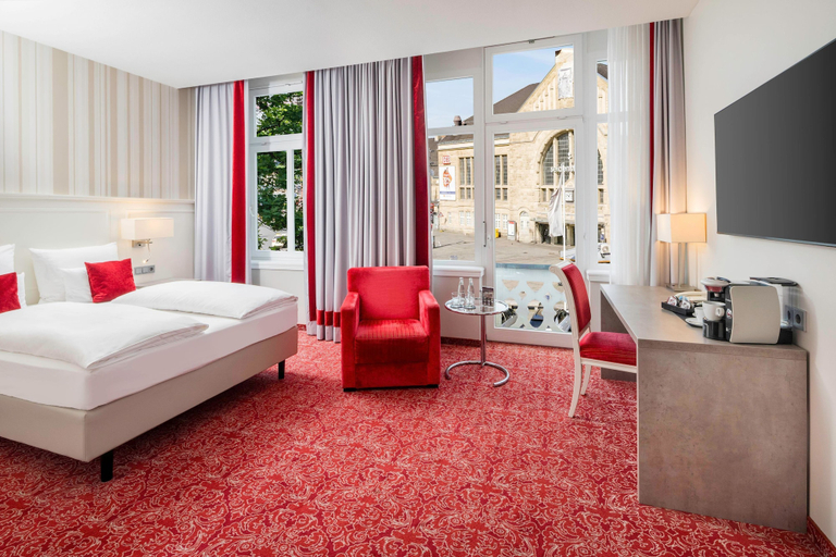 Bedroom 4, Steigenberger Hotel Bielefelder Hof, Bielefeld