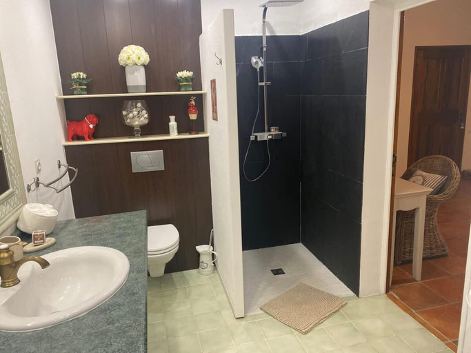 Bathroom 4, Villa in Murs, Heart of the Luberon, Vaucluse