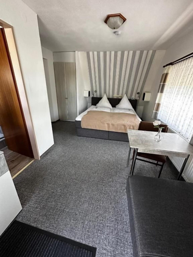 Bedroom 2, Hotel Garni Nolting, Wittmund