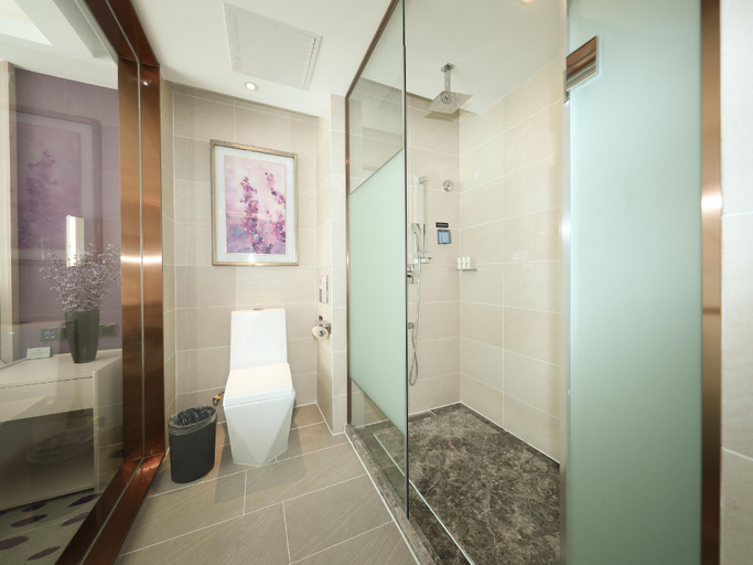 Bathroom 3, Lavande Hotel Beijing Fangshan Changyang Metro Station, Beijing
