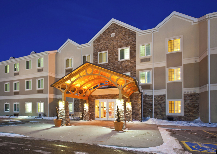 Exterior & Views 5, Staybridge Suites FARGO, Cass