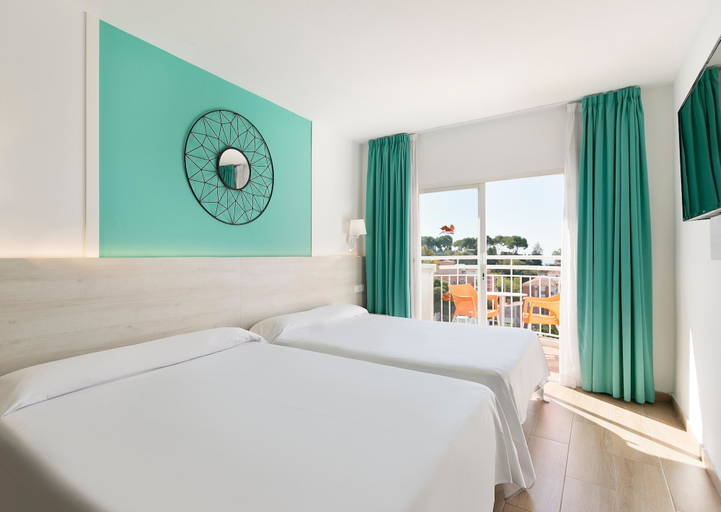 Bedroom 3, Hotel Best Lloret Splash, Girona