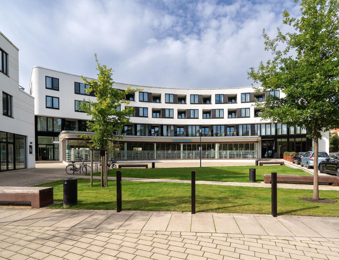 Exterior 3, Stylish Apartment With Sunny Balcony, Lübeck