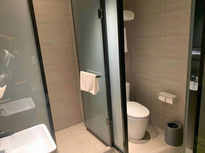 Bathroom 4, Hanting Hotel Xi An Keji Road Subway Station Store, Xi'an