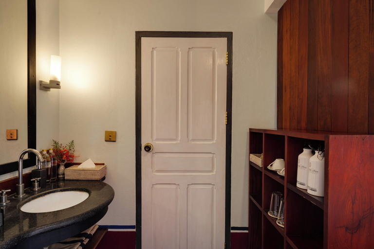 Bathroom 4, The Belle Rive Boutique Hotel, Chomphet