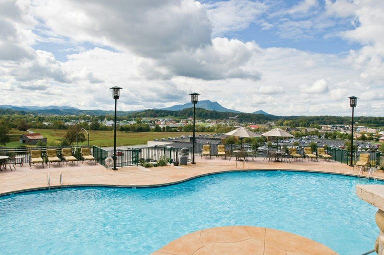 Sport & Beauty 2, Smoky Mountain Resort, Sevier