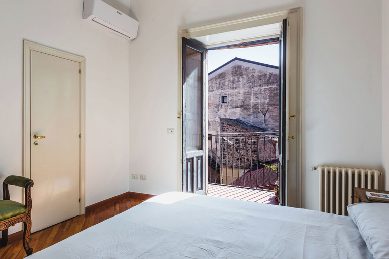 Room 2, Classic Apartment La Maddalena by Wonderful Italy, Catania