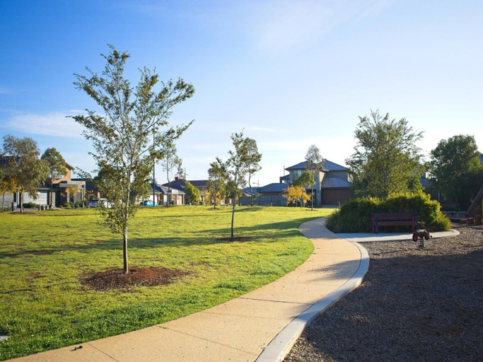 View from property 2, Bright 1-bed Retreat in Kingsville, Melbourne