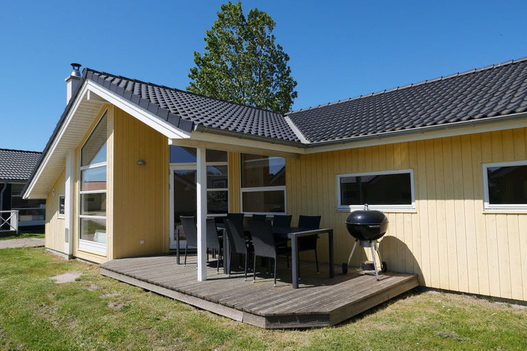 Exterior 4, Grobenbrode Escape fur 10, Ostholstein