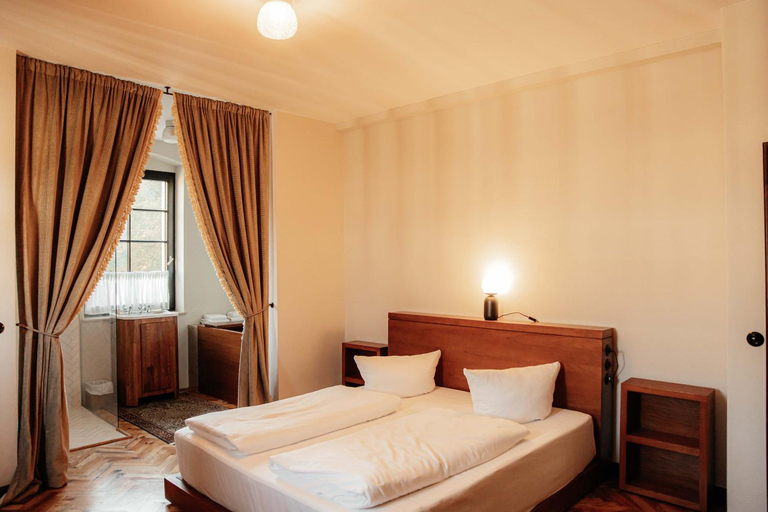 Bedroom 3, DAS SCHMOCKWITZ, Berlin
