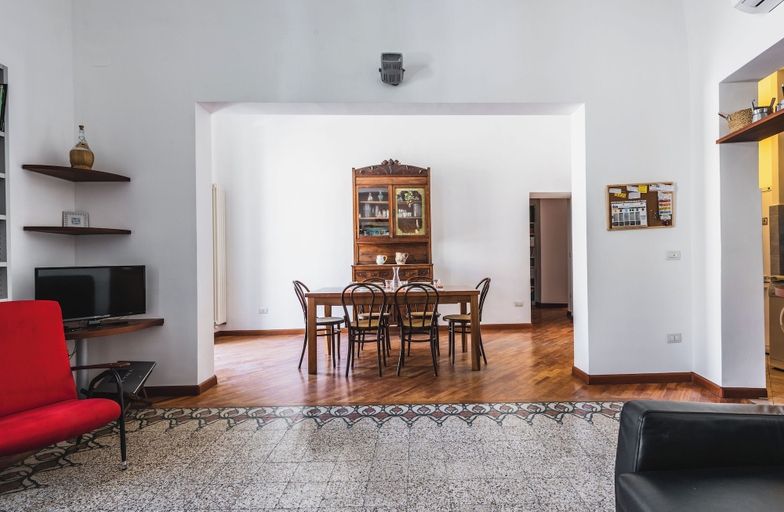 Living area 5, Classic Apartment La Maddalena by Wonderful Italy, Catania
