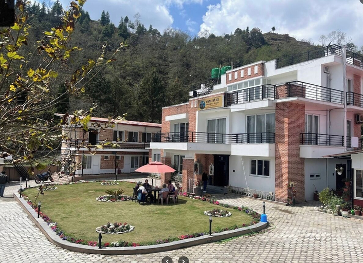 Front of property 5, pahaad ko ghar, Bagmati
