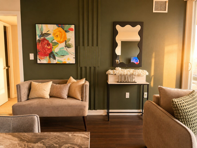 Living area 5, Imperial Waterfront Haven, Toronto