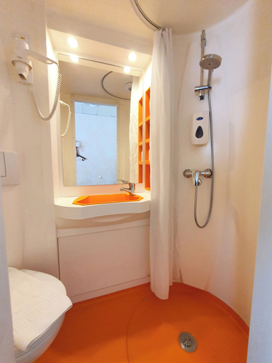 Bathroom 4, TL Hotel Budapest, Budapesti