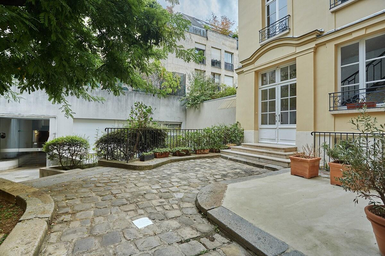 Entrance, Sublim  apartment Le Marais/ Place des Vosges, Paris