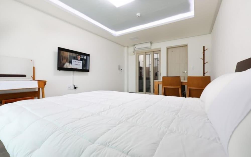 Bedroom 2, Samcheok Santiago Pension, Samcheok