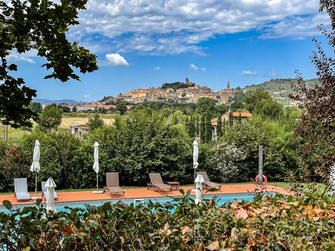 Others 3, Borgo Santa Lucia studio apartment, Arezzo