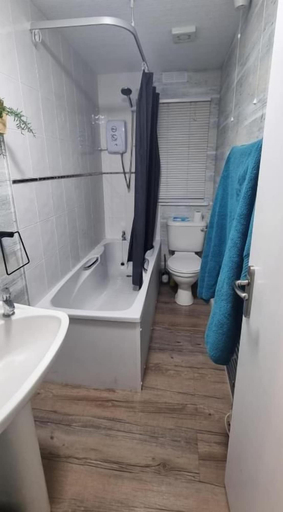 Bathroom, Haven Holiday Park 42 Pine Lodge, Gwynedd