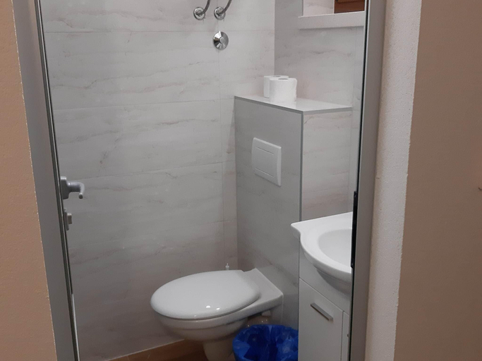 Bathroom 3, Saplunara Apartments, Mljet