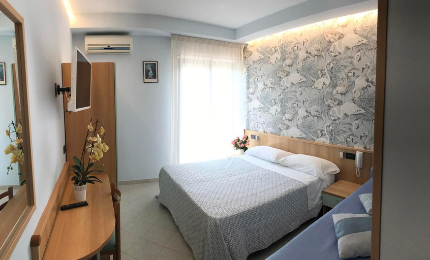 Bedroom 2, HOTEL NARCISi, Teramo