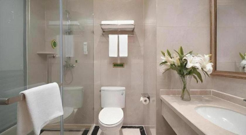 Bathroom 3, Vienna Hotel Jiangsu Kunshan Qiandeng Town, Suzhou