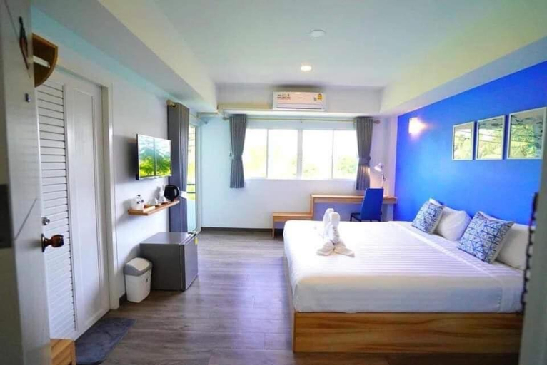 Bedroom 2, Bleu Marine Sattahip Hotel, Sattahip