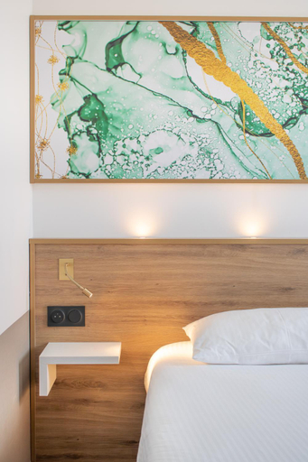 Bedroom 3, Brit Hotel Rennes Cesson - Le Floréal, Ille-et-Vilaine