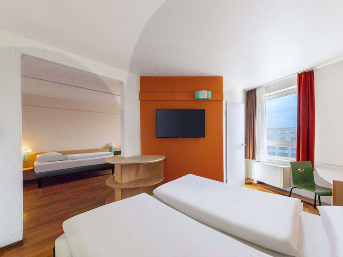 Bedroom 5, B&B HOTEL Bochum Hbf-Süd, Bochum